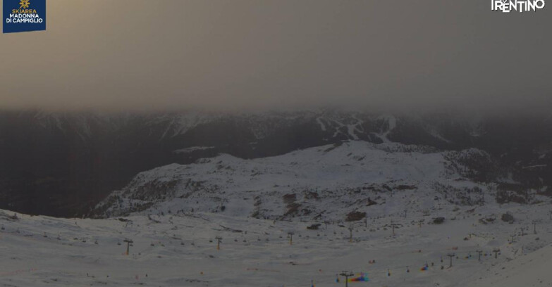 Webcam Madonna di Campiglio (Skiarea Campiglio Dolomiti di Brenta - Val di Sole Val Rendena) - Grostè Area