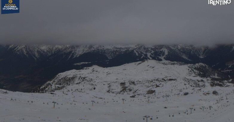 Webcam Madonna di Campiglio (Skiarea Campiglio Dolomiti di Brenta - Val di Sole Val Rendena) - Grostè Area