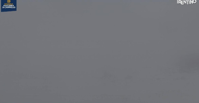 Webcam Madonna di Campiglio (Skiarea Campiglio Dolomiti di Brenta - Val di Sole Val Rendena) - Grostè Area