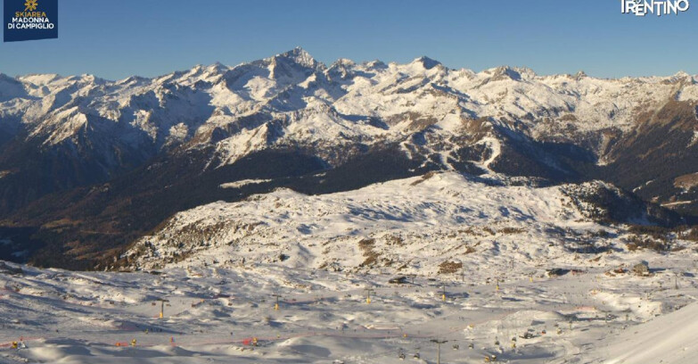 Webcam Madonna di Campiglio (Skiarea Campiglio Dolomiti di Brenta - Val di Sole Val Rendena) - Grostè Area