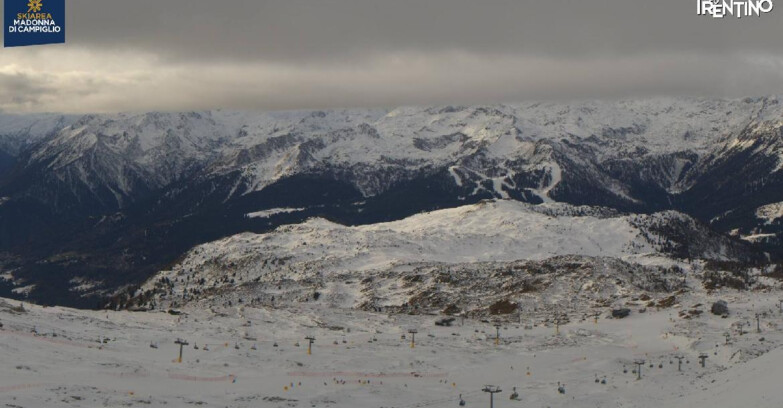 Webcam Madonna di Campiglio (Skiarea Campiglio Dolomiti di Brenta - Val di Sole Val Rendena) - Grostè Area