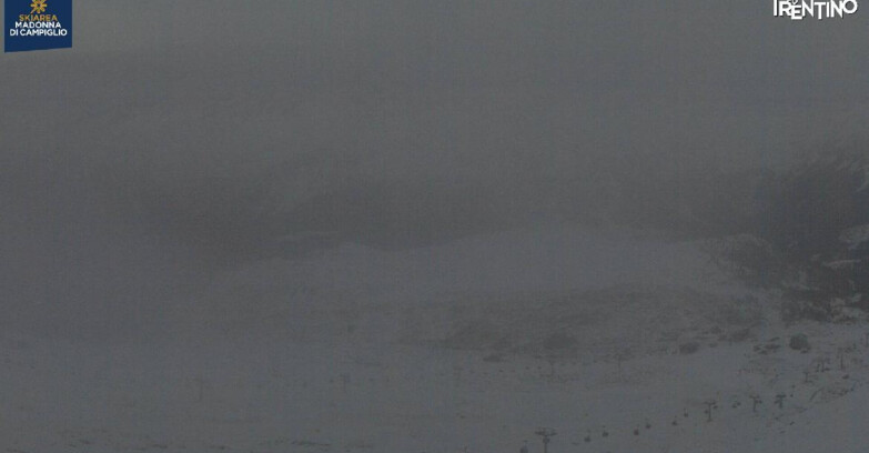 Webcam Madonna di Campiglio (Skiarea Campiglio Dolomiti di Brenta - Val di Sole Val Rendena) - Grostè Area