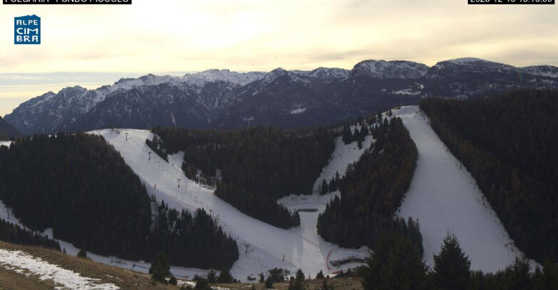 Webcam Skiarea Folgaria-Fiorentini - Folgaria Fondo Piccolo 