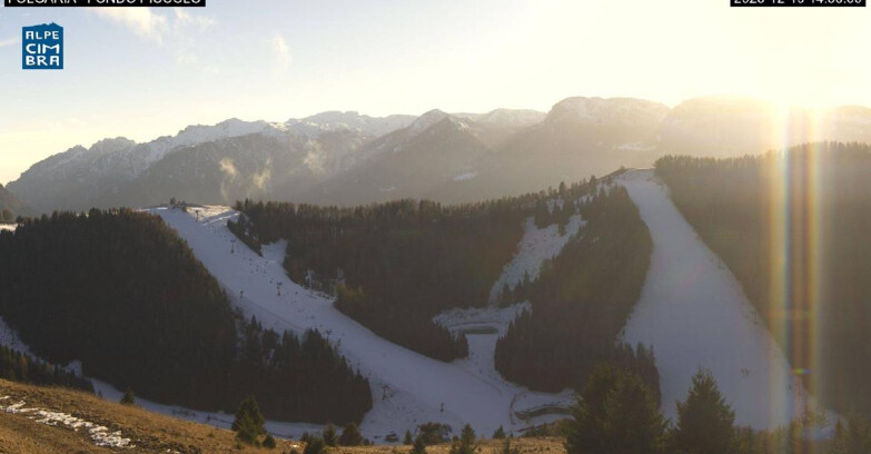Webcam Skiarea Folgaria-Fiorentini - Folgaria Fondo Piccolo 