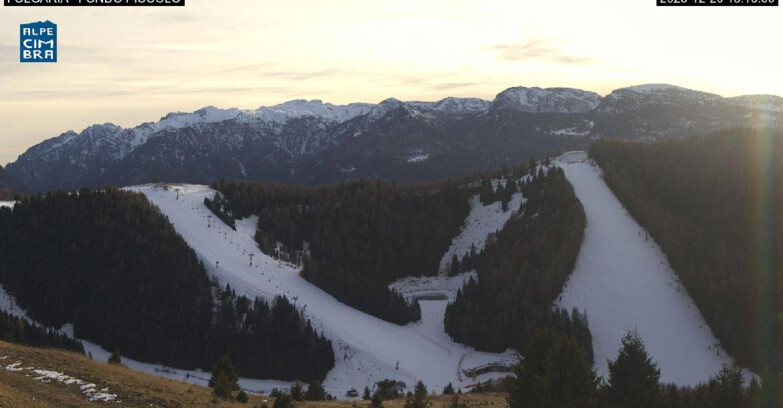 Webcam Skiarea Folgaria-Fiorentini - Folgaria Fondo Piccolo 