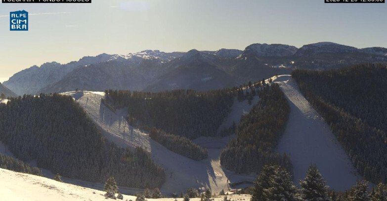 Webcam Skiarea Folgaria-Fiorentini - Folgaria Fondo Piccolo 